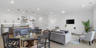 5824 N Lincoln Avenue Gallery 5