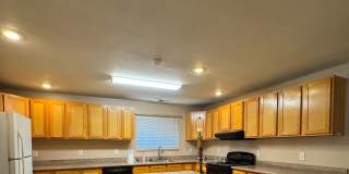 Charming 3 Bedroom, 2 Bathroom Home in Sacramento Gallery 3