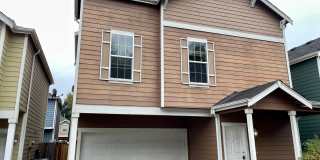 Charming Home in a Gated Tacoma Community – Minutes from JBLM! Gallery 1