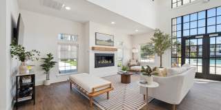 Farmhouse Luxury Apartments Gallery 26