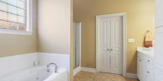 Spacious 3-Bedroom Home in Desirable Manchac Commons Gallery 13