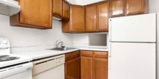 The Townhouse Apartment Homes Gallery 16