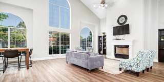 Houston Street Townhomes Gallery 10