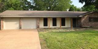 201 Brookside Drive W 201 Brookside Drive W Gallery 1