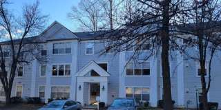 Ground Level 3 + 2 Spacious Updated condo Gallery 1