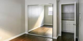 7510 Hollywood Apartments Gallery 9