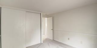 1878 MURDOCK Court Gallery 20