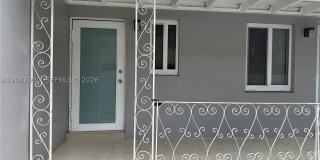242 NE 55th Ter Gallery 1