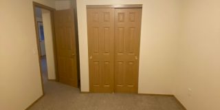 Comfortable 3 Bedroom Home in Hickory Hills Gallery 12