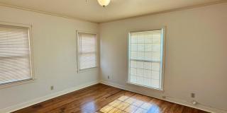 If You’ve Been Looking for Cozy, This Might Be It | 2/1 Pre-Leasing For 8/1 Gallery 8