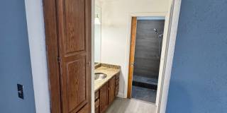 Upscale Mountain Side  2 Bed 2 Bath Townhome in El Paso perfectly located Gallery 22
