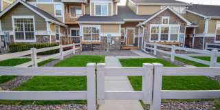 2 Bedroom, 2.5 bath Townhouse in Pelican Bay, Windsor! Gallery 1