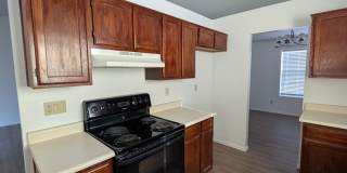 AVAILABLE NOW IN KYRENE AREA OF CHANDLER!!! Gallery 7