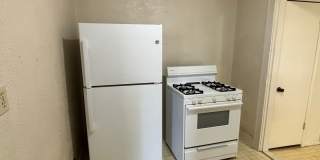 1 or 2 Bedroom, 1-Bathroom Duplex with central heat and air Gallery 10