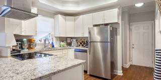 Ask About Our Move-In Special! Beautiful Two-Story 3/2.5 w/ Huge Fully Fenced Backyard! Gallery 11