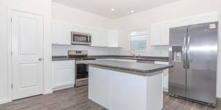 Avalon Bluffs Gallery 1