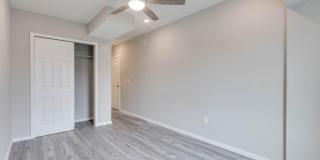 1225 W DAUPHIN Street Gallery 4