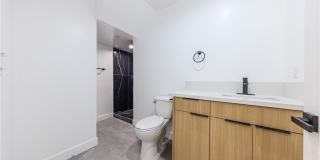 2426 S West View Street Gallery 10