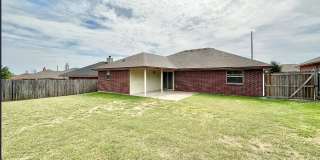 4 Bedroom 2 Bath - Convenient Location Gallery 3