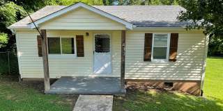 Charming 2BR/1BA South Knox Home w/ Huge Yard, Shed & Basement Storage – Pets Welcome! Gallery 1