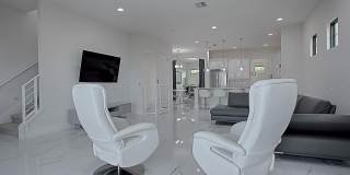 7661 TOSCANA BOULEVARD Gallery 13