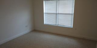 Beautiful 2 Bedroom, 2.5 Bath Condo in Desirable Isabella Park Gallery 8