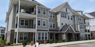 AVAILABLE NOW! 2-Bed/2-Bath Condo in Franklin Gallery 1