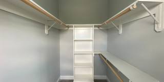 Room in 4 Bedroom Townhome at Philip's Square Gallery 40