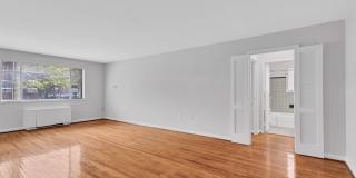 Affordable Housing- HOC Battery Lane Apartments Gallery 10