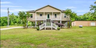 Beautiful 4-bedroom, 2.5-bath riverfront home Gallery 1