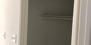 909 S Irolo St Gallery 11