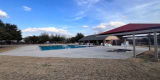 NorthPark / Taylor, TX / 4 bedrooms / Approx 2932 sq. ft. / Refrigerator / Washer & Dryer / New Carpet & Paint Gallery 32