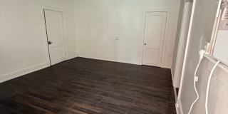 1 Bedroom / 1 Bath Apartment * HALF OFF 1ST MONTH'S RENT WITH 13 MONTH LEASE * Gallery 2