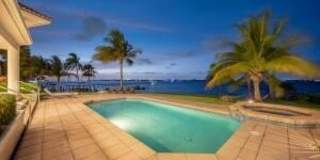 901 SE Riverside Drive Gallery 14