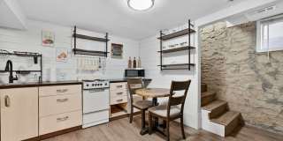 Charming 2BR Apartment in Greeley Gallery 1