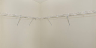 2240 E 97th Street Gallery 22