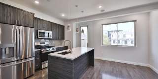 1939 N DARIEN Street unit: 3 Gallery 1