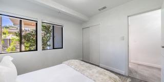 5010 Fulton Ave Gallery 27