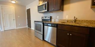 Modern Farwell Ave Apartments Gallery 11