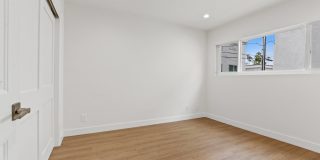 1022 Euclid Apartments Gallery 6