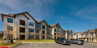 Ironridge at Hill Country Village Gallery 87