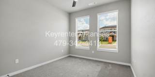 Live New in Bentonville | 3BR Beauty with Backyard Gallery 24