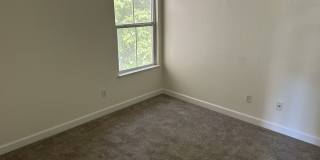 4 Bedroom, 2 Bath, 1992 Square Foot Home Gallery 15