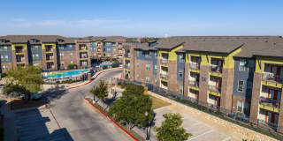 Anatole on Briarwood Gallery 48