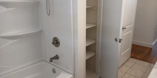 402 Crestwood Gallery 5