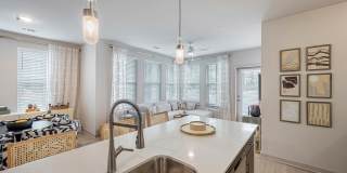 The Tristan Gallery 7