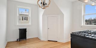 127 Maple Avenue Gallery 4