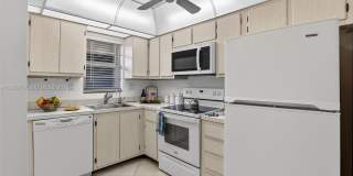 3300 W Rolling Hills Cir Gallery 5