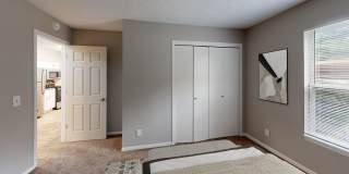 Elston Point Gallery 39