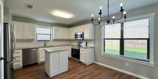 Viewable Now!  Pets Accepted! Gallery 11